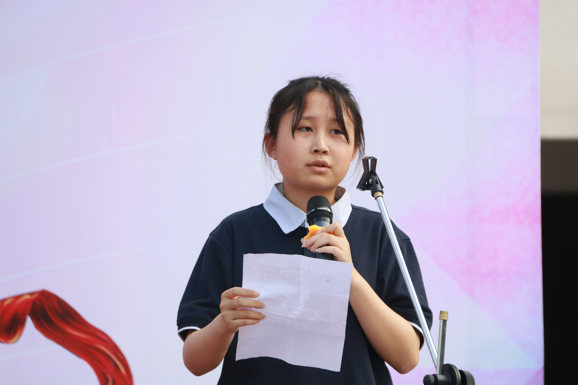 13.�Ƚ��༶ѧ����������  �߶������������.JPG