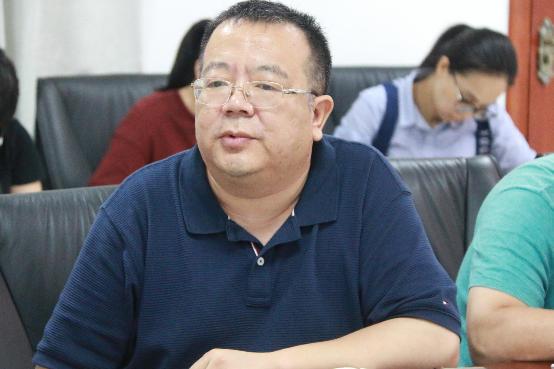 �̸Ķ������鳤�����Խ̸Ľ��е�������